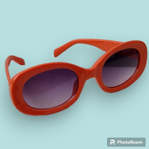 🎯🎯SALE🎯🎯NWT Orange Oval Retro Style Sunglasses UV Protection - Picture 3 of 6